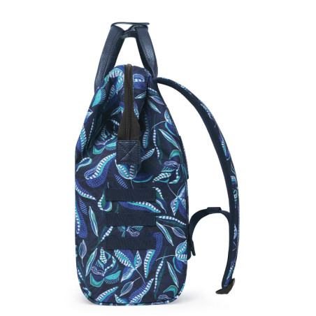 Sac à Dos Cabaia Adventurer Fontainebleau - Bleu à Motifs - taille Médium - Vue de Côté