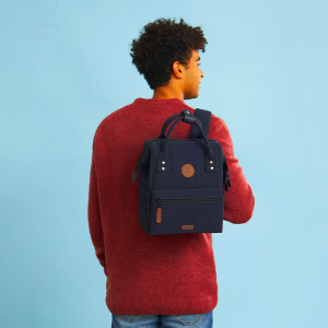 Cabaia Adventurer Zurich - Taille Small - Couleur Bleu Marine – Sac à dos effet Nubuck