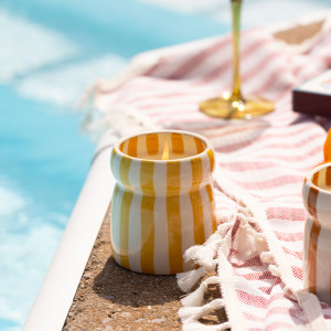 Bougie parfumée Paddywax Gold Coast - Collection Cabana - Une signature pour ceux qui aime la plage