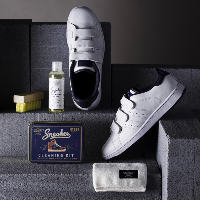 Sneaker Cleaning Kit By Gentlemen’s Hardware - Brosse, liquide, chiffon pour des baskets toujours propres  !