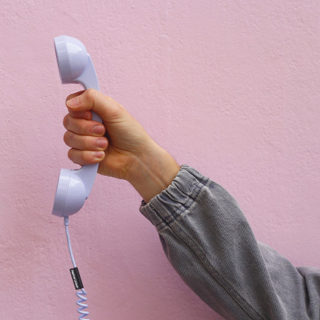 Pop Phone Azur de Native Union - accessoire connecté en port  USB C - Design  et vintage
