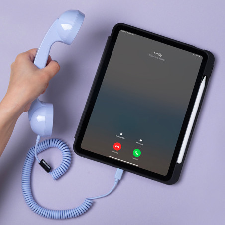 Pop Phone Azur de Native Union - accessoire connecté en port  USB C - Design  et vintage