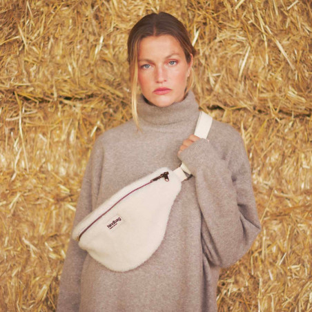 Banane Olivia HINDBAG Arctique - Collection Teddy Chéri - Le sac bannane en Fourrure Éthique