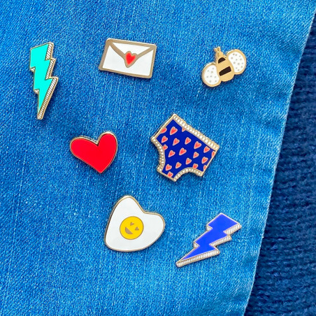 Pin’s Amour Cœur Rouge, Les Imprimeuses signent l'amour et de passion.