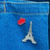 Life in Paris by Les Imprimeuses, un double Pin’s sur l'art de vivre parisien.