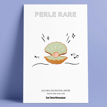 Pin’s Perle Rare Coquille Saint-Jacques, c’est le bijou fantaisie inspiré du bord de mer.