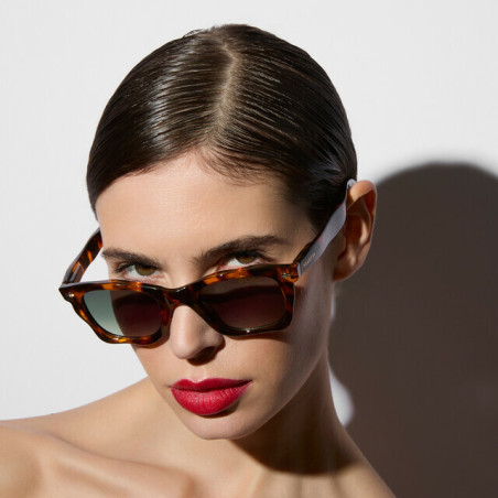 Lunettes de Soleil Seletti x OKKIA - Dakota Havana OKS02CHG – monture tendance aux lignes affirmées et protection UV