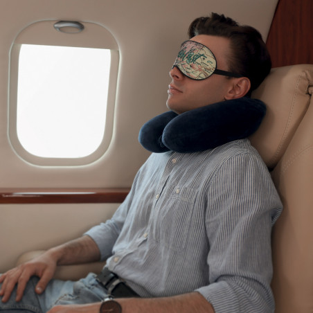Masque de Voyage Nap Queen Legami  – confort absolu et sommeil réparateur pour voyager avec style.