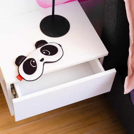 Masque de Voyage Nap Queen Legami  – confort absolu et sommeil réparateur pour voyager avec style.