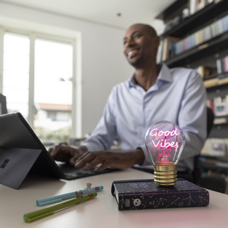 Ampoule Bulb Fiction Good Vibes – lumière douce, décoration originale et design créatif qui illuminent chaque intérieur