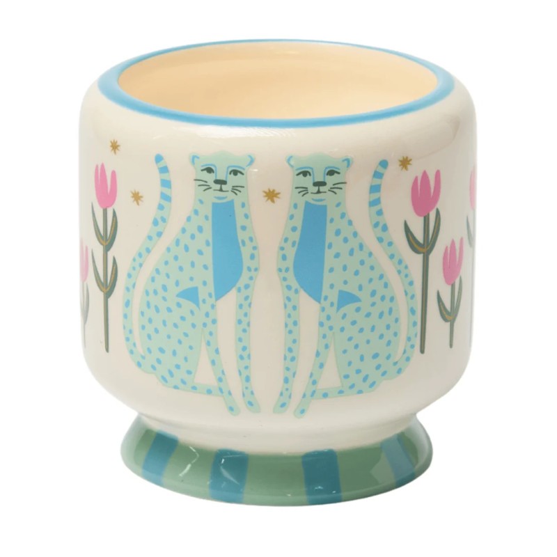 Bougie parfumée Linen & Orris A Dopo Paddywax avec motif félins bleus et fleurs. Paddywax