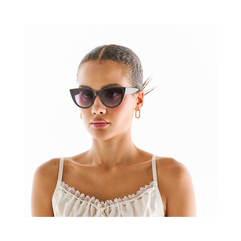 LUNETTES DE SOLEIL OKKIA SILVIA NOIR - OK020