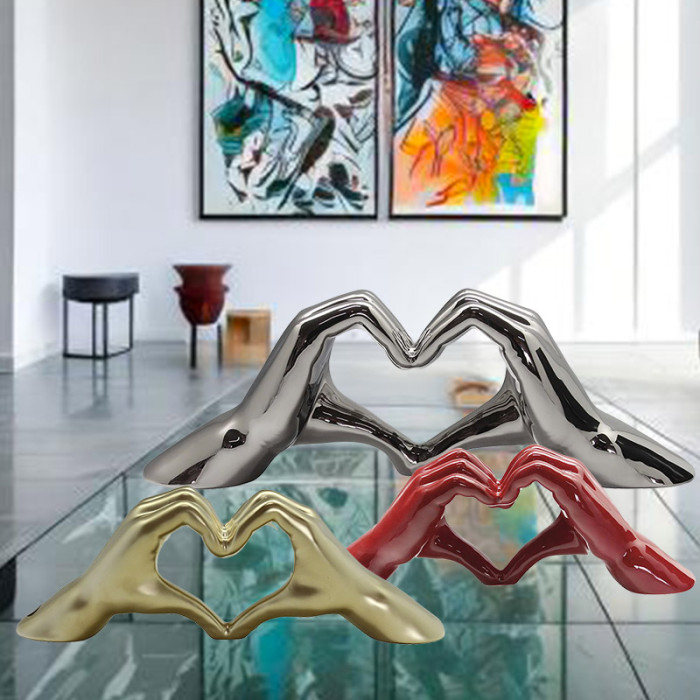 Statue Geste Main Cœur