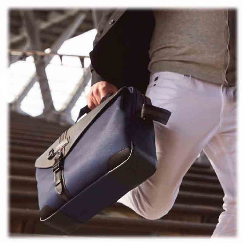 Porte-Document Noir & Bleu | S.T. Dupont | Défi Millénium | Homme Porte-Document Noir & Bleu | S.T. Dupont | Défi Millénium | Homme